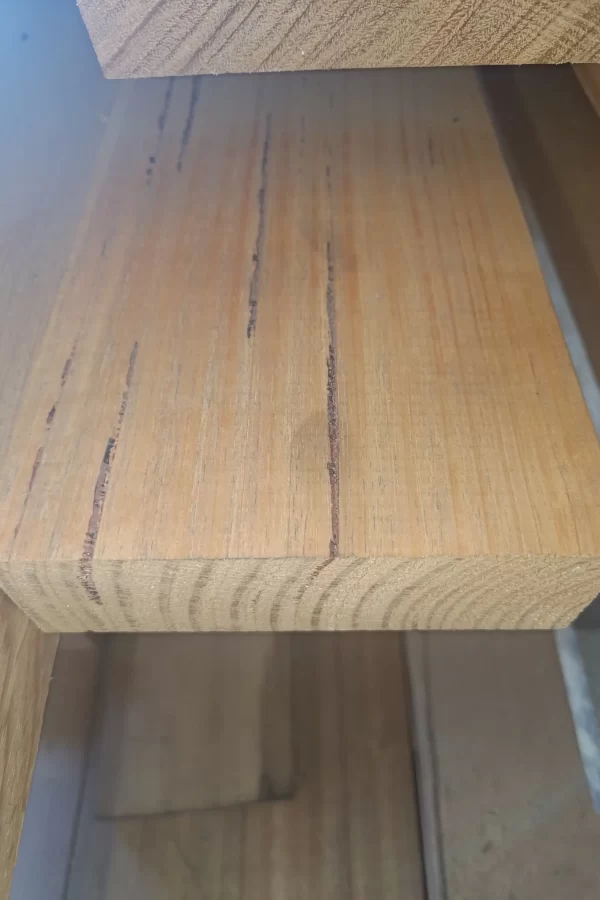 Tasmanian Oak Feature Grade 32mm x 185mm Dressed Timber - Image 2