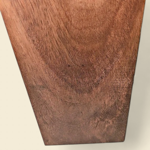 Pomatia Fingerboard Blank relit on linen