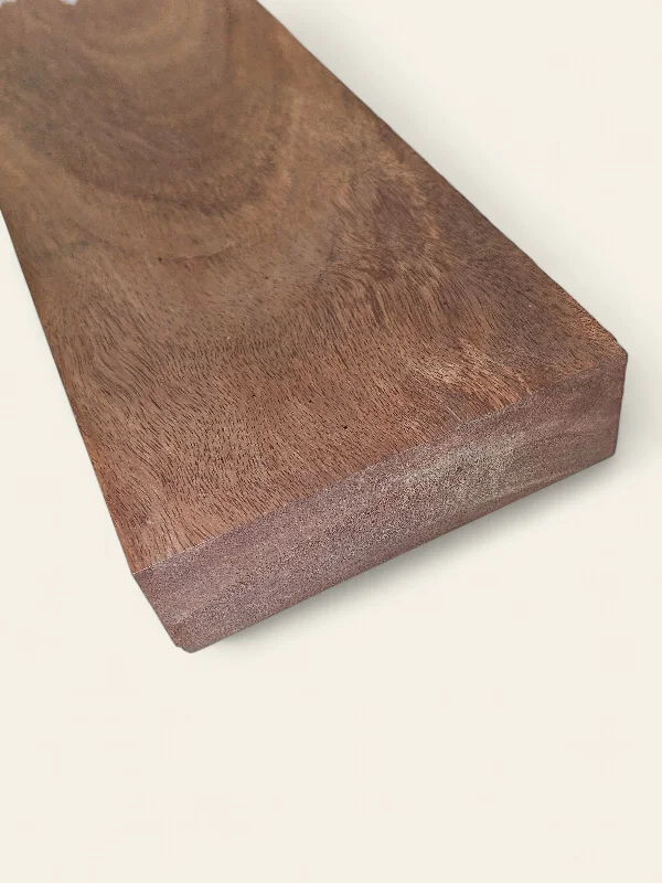 Dressed pomatia timber