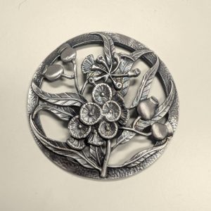 Pewter potpourri lid with pierced gum blossom, bud and gumnut design
